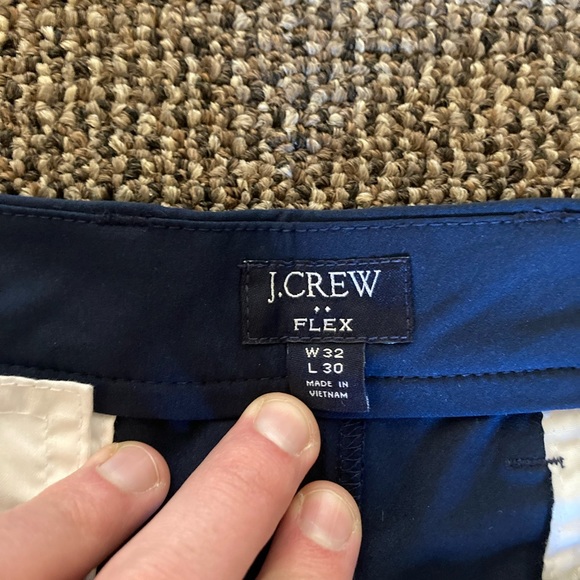 J. Crew Men’s Flex Chinos - Picture 4 of 5